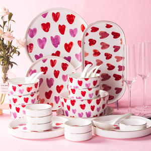 Vajilla de <span class=keywords><strong>porcelana</strong></span> con forma de corazón para el Día de San Valentín, <span class=keywords><strong>platos</strong></span> de cerámica con forma de corazón, venta al por mayor en línea - Product Image 3