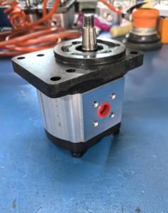 Bomba de Engranajes Hidráulica para Equipos de Elevación Industrial AZPF-12-011RRR20PB AZMF-11-019USA20ML AZPF-11-019LRR20KB - Product Image 6
