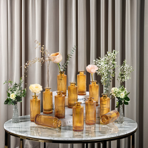 Ensemble de <span class=keywords><strong>vase</strong></span> de bourgeon <span class=keywords><strong>en</strong></span> <span class=keywords><strong>verre</strong></span> de couleur ambre moderne de luxe petite <span class=keywords><strong>bouteille</strong></span> de table pour la maison mariage bureau décor qualité pour ensembles de diffuseur de roseau - Product Image 2