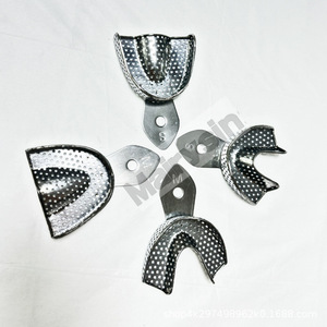 <b>Dental</b> Stainless Steel Trays With Holes Size S M L For Oral Therapy <b>Equipment</b> Sterilizable High Temperature - Product Image 1