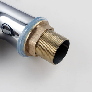 Grifo de Cocina Heguan, Monomando de Cobre, Rotación de 360 Grados, Montaje en Encimera, Agua Fría y Caliente - Product Image 4