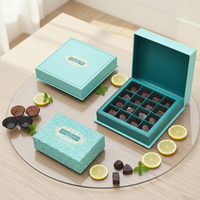 Boîte cadeau en carton rigide personnalisée de haute qualité, design luxueux, boîte à chocolat avec papier de soie et séparateur en papier