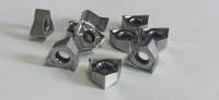 100% Original de haute qualité Wnmu080608 Gm Double face Hexagonal 90 degrés à Angle droit outil de fraisage en carbure Cnc à avance rapide Wnmu