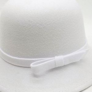 หมวกบักเก็ตสีขาวสุดหรู ผลิตจากยางรักษ์โลก พิมพ์ลายซิลค์สกรีน พร้อมโบว์ริบบิ้น สำหรับผู้หญิง ใช้ในงานแต่งงาน โบสถ์ งานเลี้ยงสังสรรค์ หรือกิจกรรมกลางแจ้ง - Product Image 5