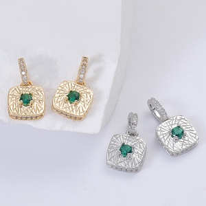 युआनलॉन्ग फैशन महिला डिय वर्ग जिरकोन जेड माइक्रो इनल्ड गोल्ड कॉपर मिश्र धातु बड़े छेद डिजाइन पेलेंट हार थोक - Product Image 2