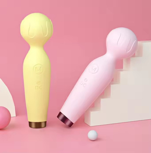 เครื่องนวดสั่นขนาดเล็ก 10 โหมด แรงสั่นสะเทือนสูง รุ่นอัพเกรด ชาร์จผ่าน USB นวดตัวแบบมือถือ กระตุ้นจุดจี คลิตอริส ของเล่นทางเพศสำหรับผู้หญิง - Product Image 1