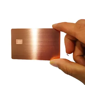 제조 레이저 새겨진 24k 골드 크롬 빈 ATM 비자 금속 마스터 신용 카드 칩 슬롯 에칭 자기 스트립