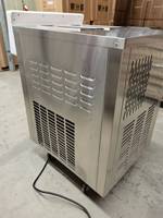IJsmachine voor drie smaken, tafelmodel, commerciële soft serve ijsmachine voor bedrijven, prijs