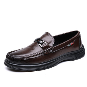 Mocassins en cuir pour hommes, bout rond, semelle en caoutchouc antidérapante, chaussures de conduite décontractées, couleur unie, décoration à boucle - Product Image 5