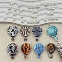 Produit transfrontalier très vendu : Matériaux pour accessoires DIY de style broderie lumineuse motif requin et chat, pour porte-clés, chaînes de téléphone, pendentifs de sac