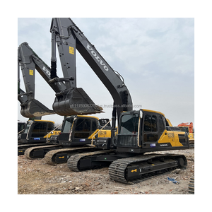 Excavadora sobre orugas Volvo EC210 usada para trabajos de construcción para su proyecto - Product Image 1