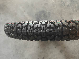 Chine fabricant fournir 21 pouces en gros <span class=keywords><strong>pas</strong></span> <span class=keywords><strong>cher</strong></span> pneus de <span class=keywords><strong>motocross</strong></span> 275-21 pneus de moto - Product Image 4