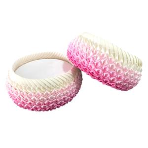 Krathong artisanal thaïlandais en tissu floral pour cérémonie et décoration intérieure – Disponible en plusieurs couleurs et tailles, ajoutant une touche d'élégance. - Product Image 3