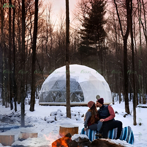 Tente dôme de glamping géodésique extérieure moderne couverture PVC imperméable d'<span class=keywords><strong>hiver</strong></span> pour l'hébergement étanche à la neige pour les activités de plein air d'<span class=keywords><strong>hiver</strong></span> - Product Image 1