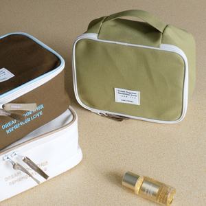 Sac cosmétique en pur coton à couture d'étiquettes de prix d'usine en cube d'emballage en coton pour un usage quotidien - Product Image 3