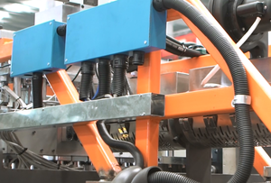 Machine de soufflage par extrusion pour bidons en PE/PP de <span class=keywords><strong>10</strong></span> <span class=keywords><strong>litres</strong></span> à <span class=keywords><strong>prix</strong></span> raisonnable - Product Image 6