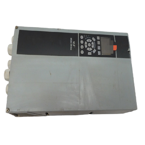 Controlador PLC FC-102P7K5T4E55H1XG VLT 75 KW - Product Image 1