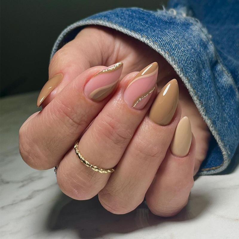 BZ1442ล้อมรอบด้วยทองคำและหยก