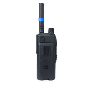 MTP6650 วิทยุสื่อสารแบบมือถือ GPS IP68 350-470MHZ แบบพกพา คีย์บอร์ดเต็มรูปแบบ ระยะไกล 10 กม. - Product Image 3