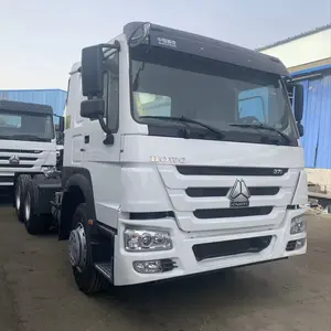 Camion tracteur chinois Howo 10-Wheel Two Hand 6x4 50 tonnes en bon état pour la charge.