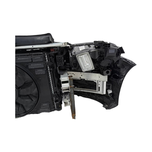 Utilizado para <span class=keywords><strong>Mercedes</strong></span>-Benz Clase <span class=keywords><strong>E</strong></span> W214 E200L/E300L Kit de actualización de parachoques delantero/trasero-Refuerzo de riel de parachoques atornillado con corte de nariz - Product Image 6