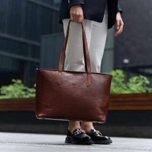 Bolsos de Mano de Lona para Mujer al por Mayor, Bolsos de Hombro Grandes de Playa de Buena Calidad, Bolsos de Mano Personalizados de Cuero PU a la Moda para Mujer - Product Image 4