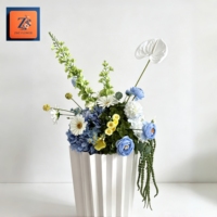 Centre de table floral artificiel de luxe sur le thème du mariage bleu et jaune, fleurs en soie faites à la main, hortensia, rose, anthurium, décoration de table de mariage