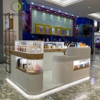Nouveau Kiosque de centre commercial à la mode Affichage élégant Magasin complet Parfum Boutique Comptoir Design Intérieur Solutions Parfum Boutique Décor