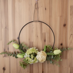 Guirlande de fleurs artificielles CallaFloral avec tulipes, pivoines et verdure pour la décoration de la maison, les mariages et les accessoires d'extérieur - Product Image 2