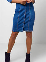 Robe décontractée en denim délavé à demi-manches de style moulante OEM pour femmes