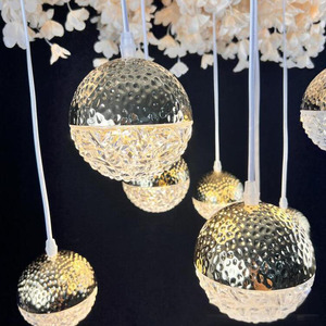 Accesorios DE BODA etapa fiesta colgante luz lugar decoración <span class=keywords><strong>10</strong></span> bolas gota techo boda decoración candelabro luces colgantes - Product Image 1