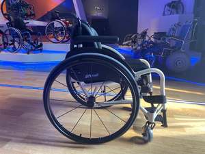 NA-431 Loisirs Fauteuil Roulant Actif <span class=keywords><strong>7</strong></span> Série Forte En Aluminium Léger Pliant Fauteuil Roulant - Product Image 6