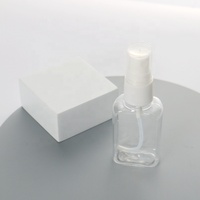 Bouteille de pulvérisation de parfum en plastique, Logo personnalisé, Mini bouteille de pulvérisation de 30ml pour animaux de compagnie
