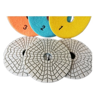 100mm nouvelle formule <span class=keywords><strong>blanc</strong></span> résine 3 étapes tampons Tampons de <span class=keywords><strong>Polissage</strong></span> Flexibles En Diamant pour toutes les pierres et quartz, outils abrasifs - Product Image 1