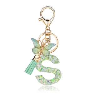 Llavero con Letras del Alfabeto, 26 Letras Disponibles, Creativo Llavero de Resina Epoxi con Mariposa Verde, Colgante para Bolsa, el Mejor Regalo de Amistad - Product Image 5