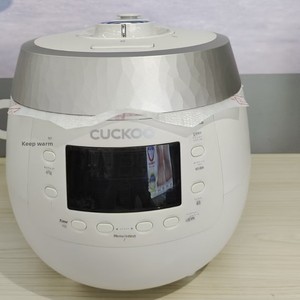 <span class=keywords><strong>CUCKOO</strong></span> Nuevo Producto Olla <span class=keywords><strong>Arrocera</strong></span> Fu/Ku Importada de Corea 890W Calentamiento por Chasis Uso Doméstico CRP-R0610FGW - Product Image 4