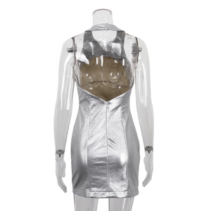 Vestido T-1981 PU Plateado Estilo Y2K, Atuendo Futurista Plateado, Vestido Ajustado para Chicas, Vestido Sexy Mini de Piel Sintética sin Espalda para Mujer - Product Image 5