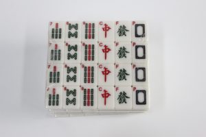 Modern Luxury American <b>Mahjong</b> <b>Set</b> 152 Tiles Melamine Durable Eco-Friendly Game <b>Set</b> Blue Green Pink Red Beige Color Options Bare - Product Image 2