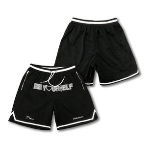 Short de basket-ball noir brodé personnalisé en maille à double épaisseur et fermeture à glissière - Product Image 1