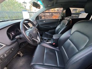 Hyundai Tucson 2015 SUV 5 Porte 5 Posti Guida a Sinistra Usato ad Alto Rapporto Qualità-Prezzo - Product Image 4