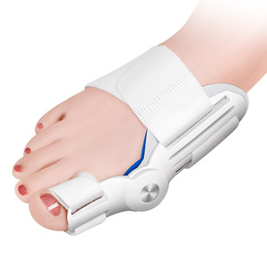 Férula para <span class=keywords><strong>Juanetes</strong></span> <span class=keywords><strong>de</strong></span> Grado Médico con Correa Segura, Diseño Ergonómico que Corrige la Deformidad del Juanete, Ideal para la Recuperación Postoperatoria - Product Image 2