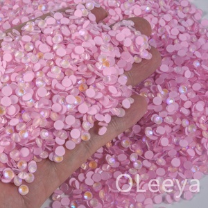 Strass en cristal lumineux AB à dos plat non thermocollant Oleeya en gros, tailles SS6-SS30, pour ongles - Product Image 5