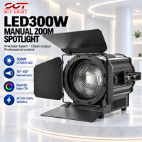 Projecteur LED Fresnel RGBW 300W CRI95 3200K 5600K avec zoom manuel 15-60 degrés DMX512 sans scintillement à gradation fluide pour événements
