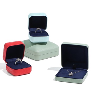 Manufacturer Wholesale Iron PU Leather Jewelry <b>Box</b> Rectangular Velvet <b>Packaging</b> for Rings Square for Rings Jewelry - Product Image 3