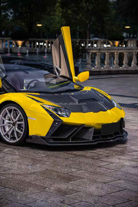 ชุดแต่งตัวถังคาร์บอนไฟเบอร์แห้งแบบใหม่ Runde CMST Design สำหรับ Aventador LP700 ติดตั้งง่ายแบบขันสกรู ฝากระโปรงหน้า สเกิร์ตข้าง - Product Image 4