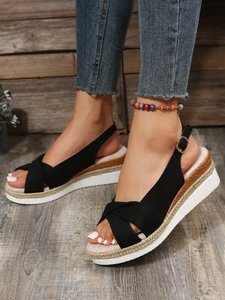 2025 New European American Plus Size Women's <b>Sandals</b> <b>Wedge</b> Heel Thick Bottom Buckle Independent Station <b>Platform</b> Foreign Trade - Product Image 4