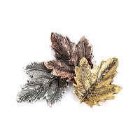 Broche en forme de feuille, en alliage plaqué, motif feuille d'érable, style coréen, accessoire pour costume et manteau, cadeau
