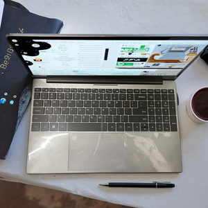 Portátiles ligeros I5 con Intel Graphics Tier 1-1000 + Precios a granel Nuevo panel IPS Teclado en inglés Cumplido por <span class=keywords><strong>Amazon</strong></span> - Product Image 1