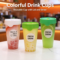 Bouteille en plastique PP côtelée jetable de 500 ml (16 oz) résistante à la chaleur, à rayures verticales, pour emballage de thé au lait, thé au citron, avec couvercle