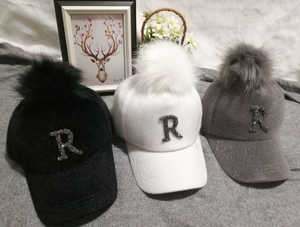 Casquette pour femmes, automne et hiver, casquette en fourrure de renard <span class=keywords><strong>imitation</strong></span> amovible avec lettre R en strass, casquette de baseball - Product Image 4